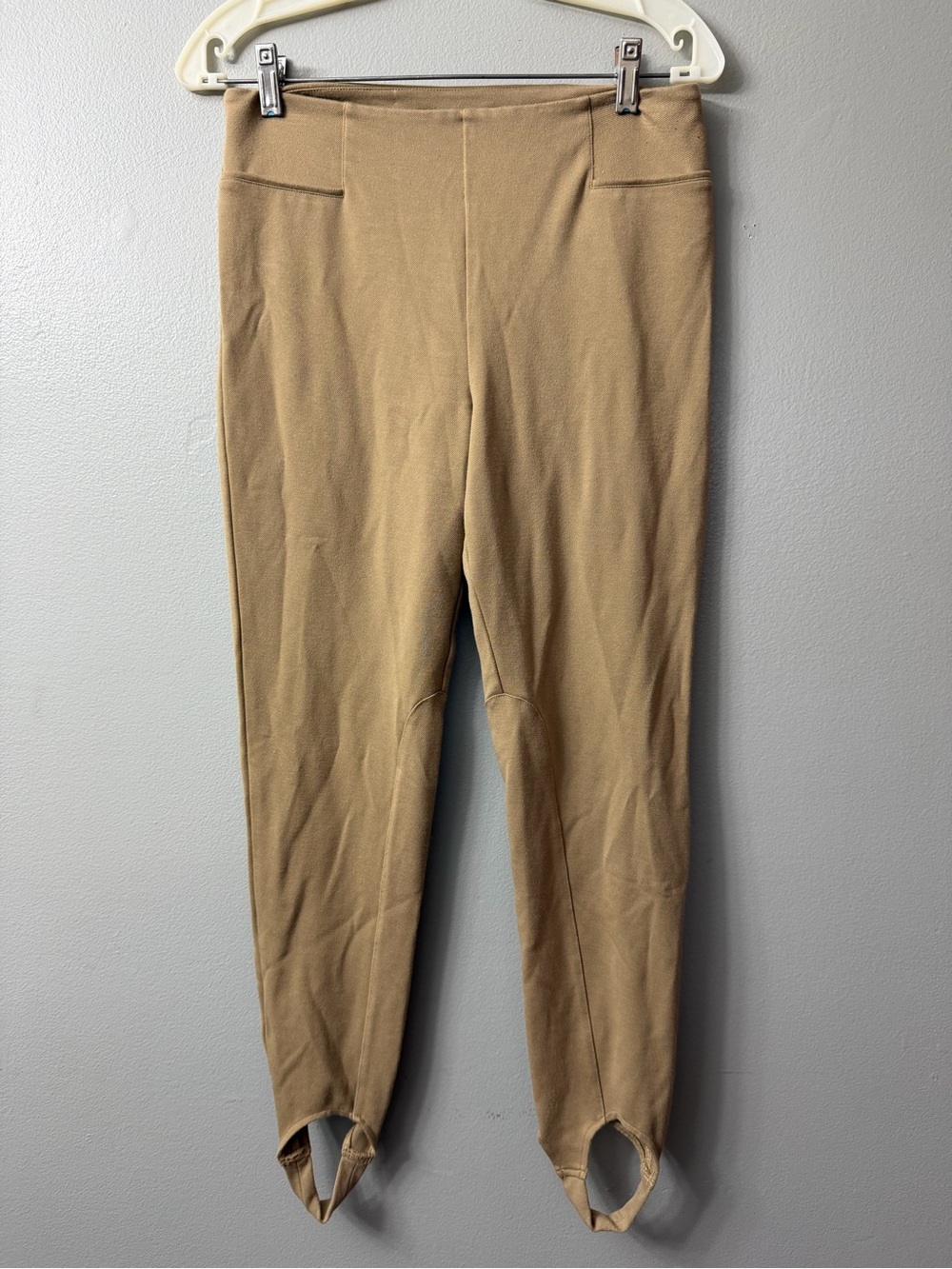 Carbon 38 Women’s Stirrup Leggings  tan medium